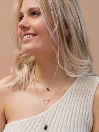 Náhrdelník KARMA SIDE MOONSTONE