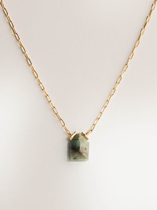 Necklace GUÉRISON