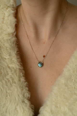 L`ÉCAILLE necklace