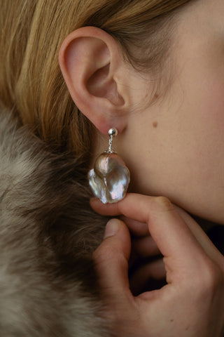 AME DE PEARL earrings