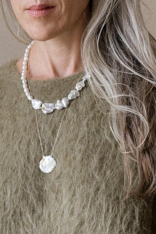 PEARL OF THE MOON necklace
