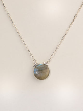 L`ÉCAILLE necklace